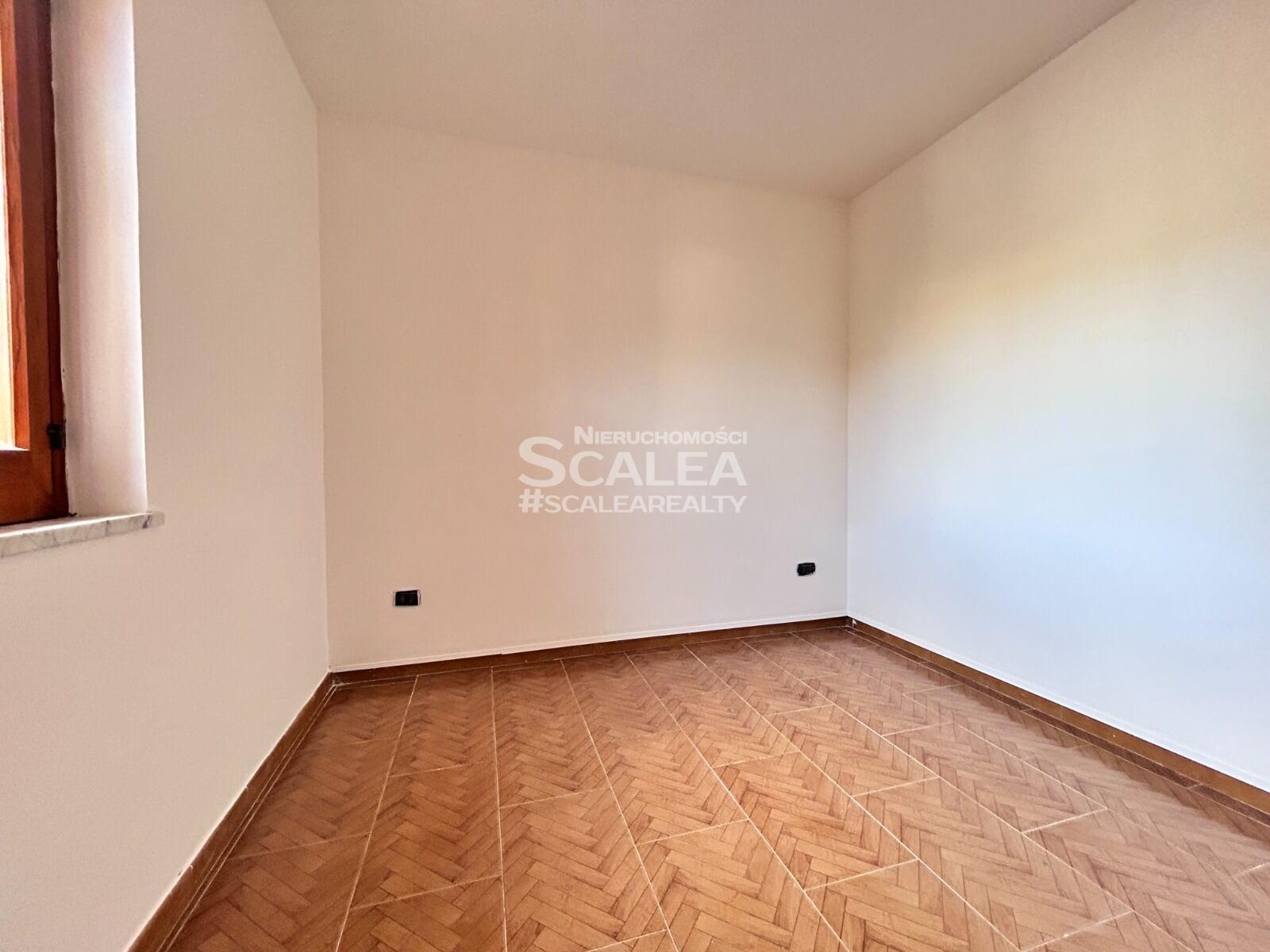 Apartament z widokiem na morze i ogrodem w centrum Scalea