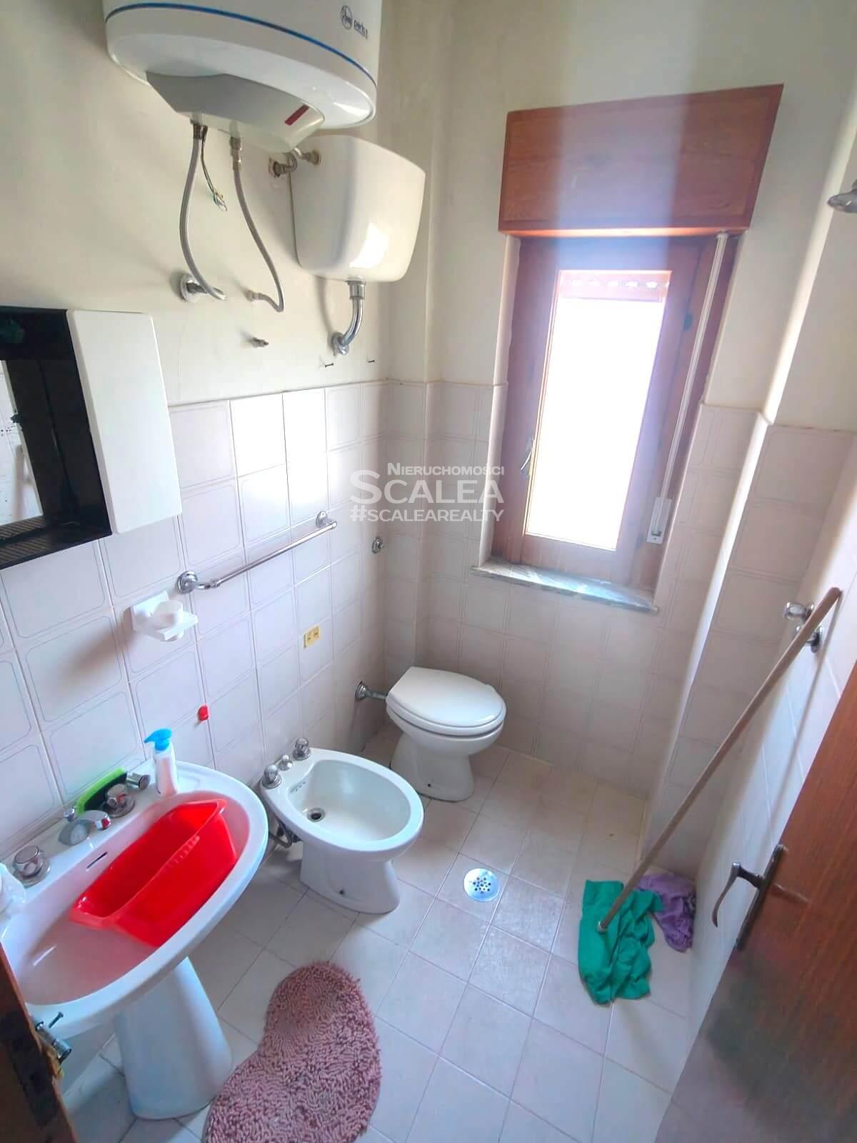 Apartament w Scalea z dala od miejskiego zgiełku z widokiem na panoramę miasta