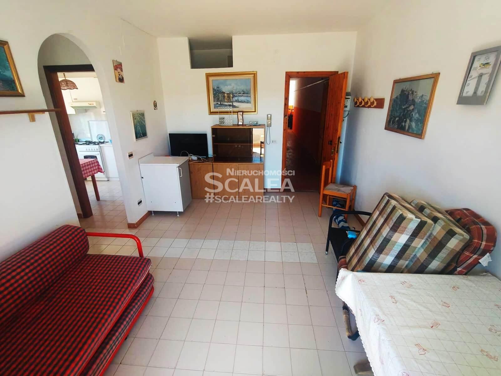 Apartament w Scalea z dala od miejskiego zgiełku z widokiem na panoramę miasta