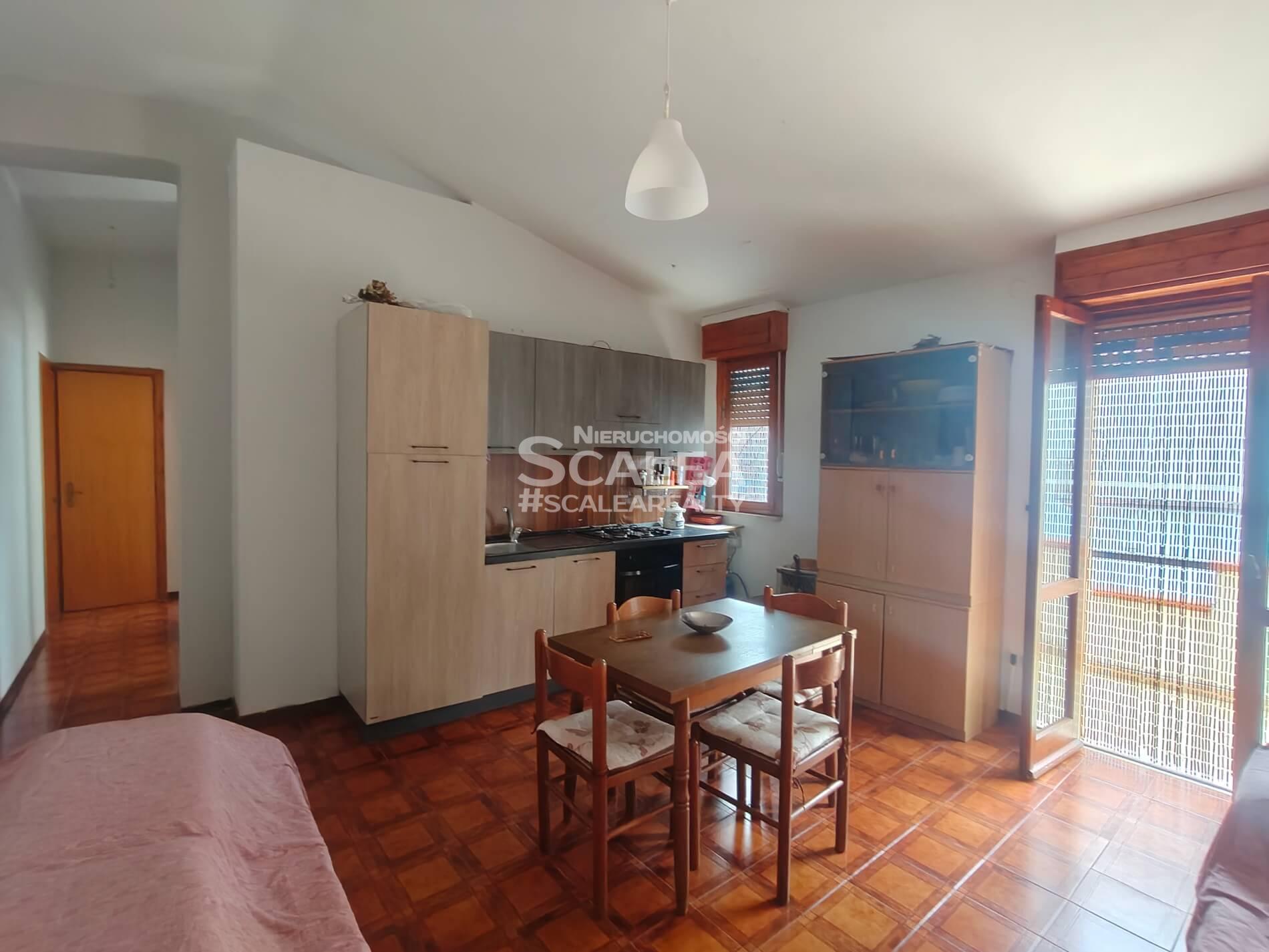 Apartament w centrum Scalea, 2 piętro, 3 sypialnie