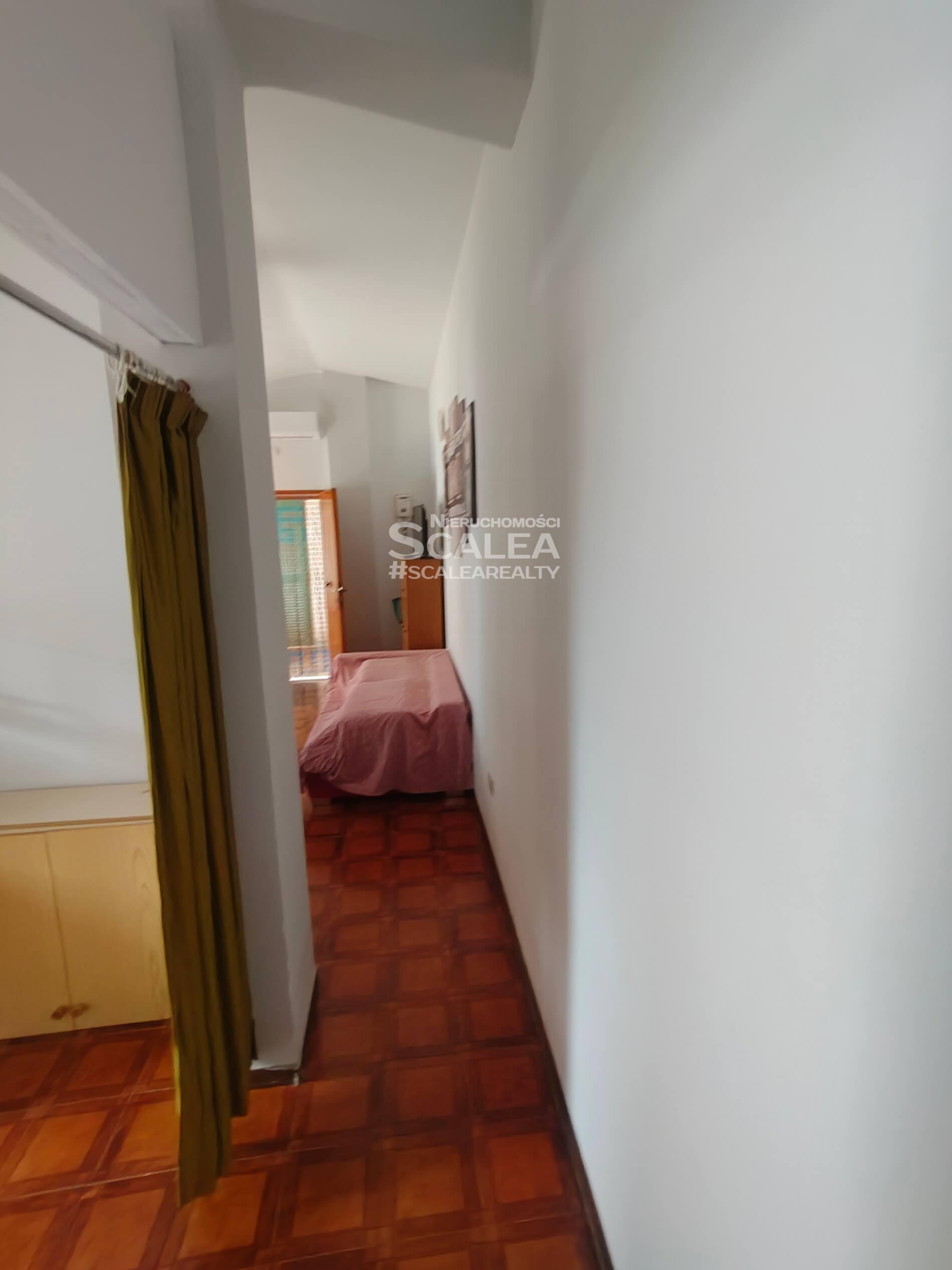 Apartament w centrum Scalea, 2 piętro, 3 sypialnie