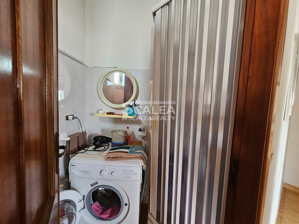 Apartament z garażem, w centrum Scalea, 80 m2 z widokiem na morze