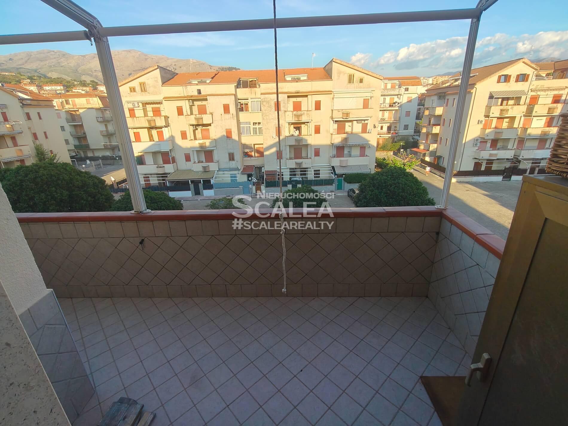 Scalea Center, mieszkanie trzypokojowe na 4 kondygnacji